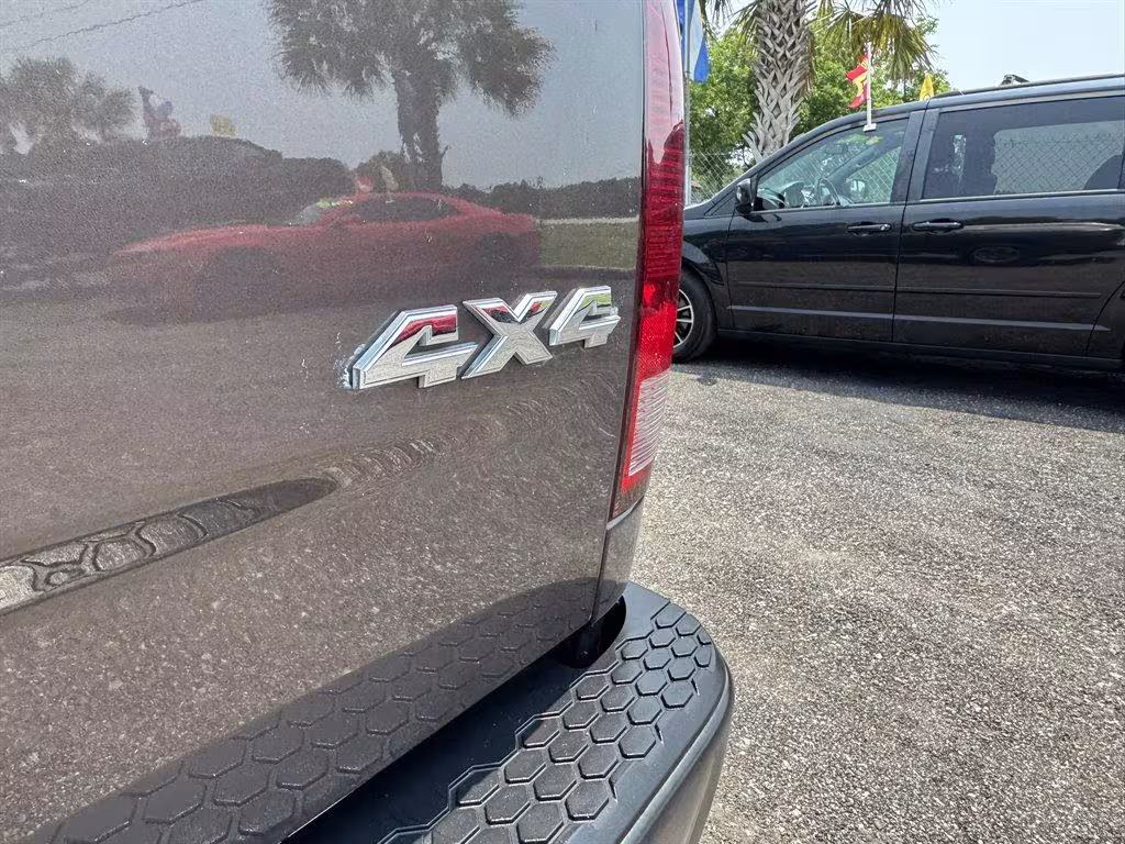 2018 Ram 1500 - 1C6RR7KM3JS262419 - Image #29