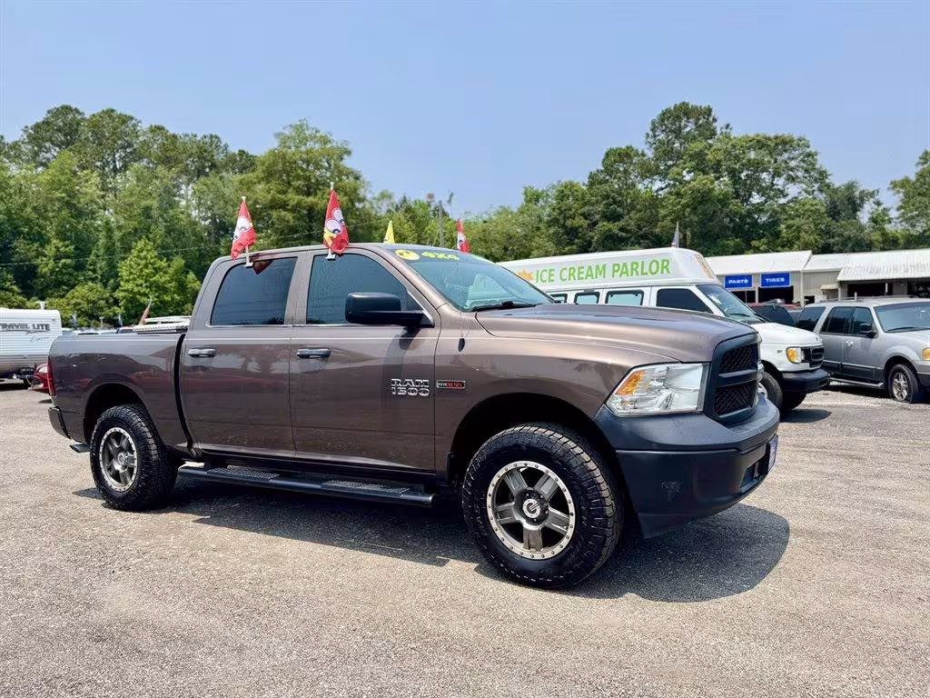 2018 Ram 1500 - 1C6RR7KM3JS262419 - Image #3