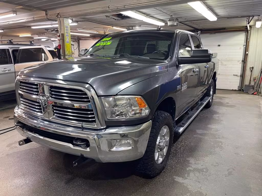 2018 Ram 3500 - 3C63R3DJ6JG345335 - Image #1