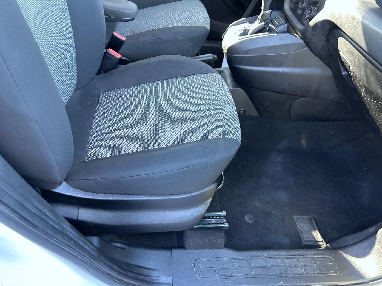 2018 Ram ProMaster City - ZFBERFAB1J6L41195 - Image #17