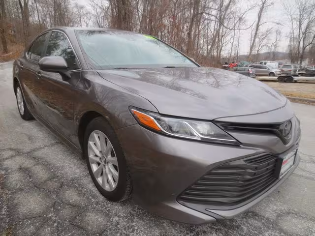 2018 Toyota Camry - 4T1B11HK8JU651822 - Image #1