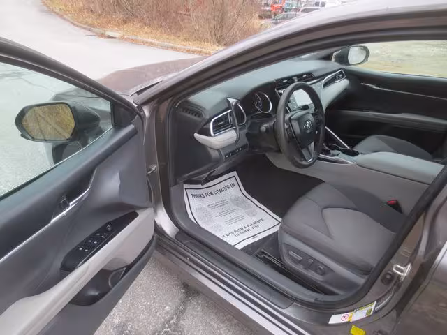 2018 Toyota Camry - 4T1B11HK8JU651822 - Image #6