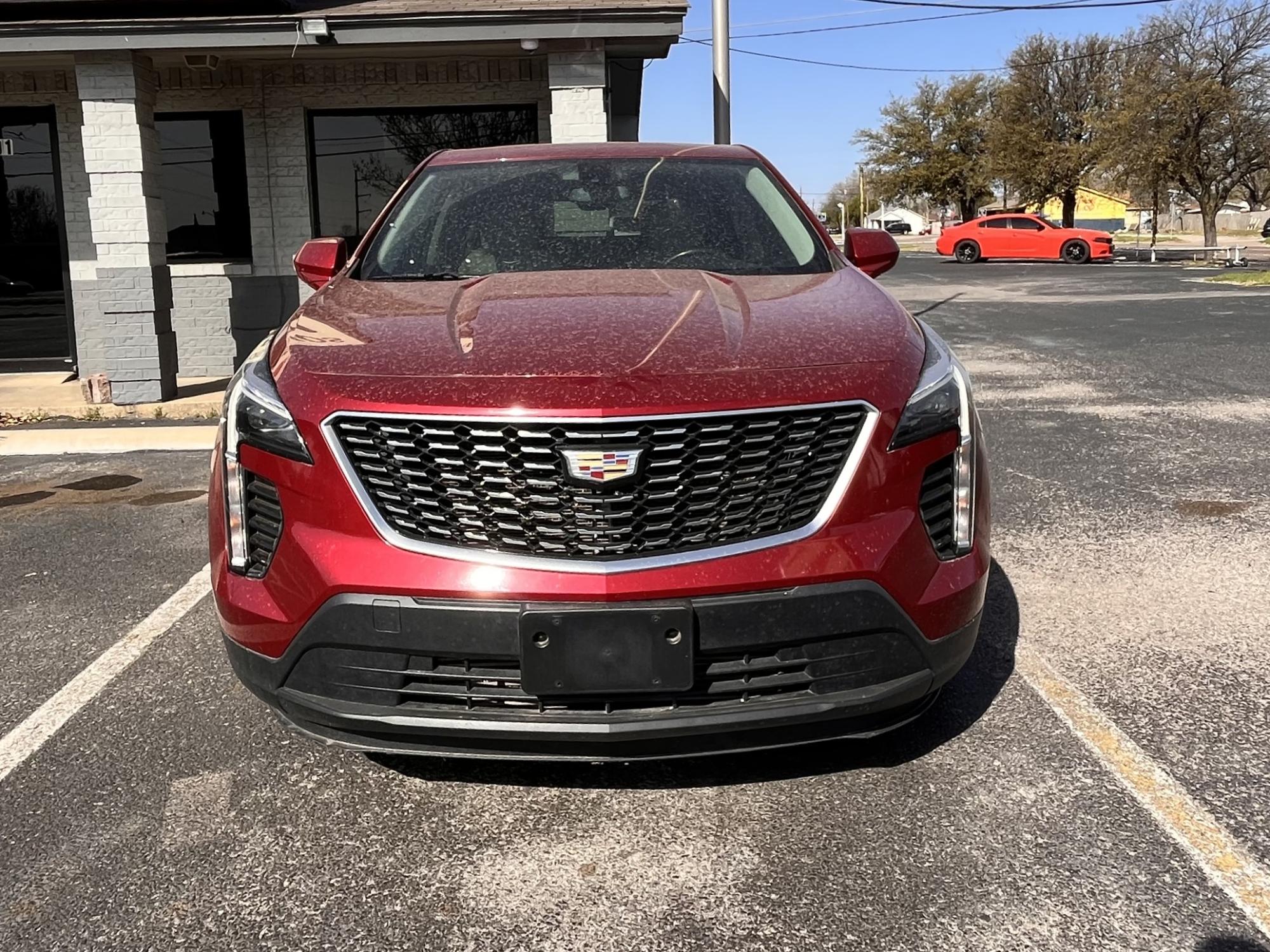 2019 Cadillac XT4 - 1GYAZAR44KF228812 - Image #2