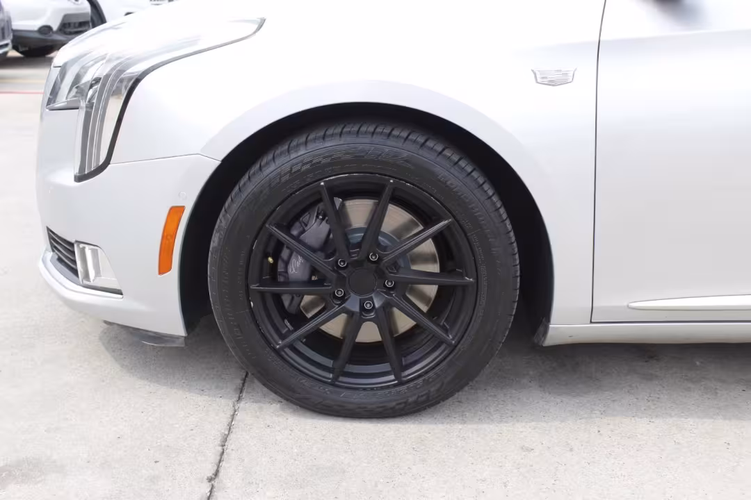 2019 Cadillac XTS - 2G61M5S38K9105376 - Image #4