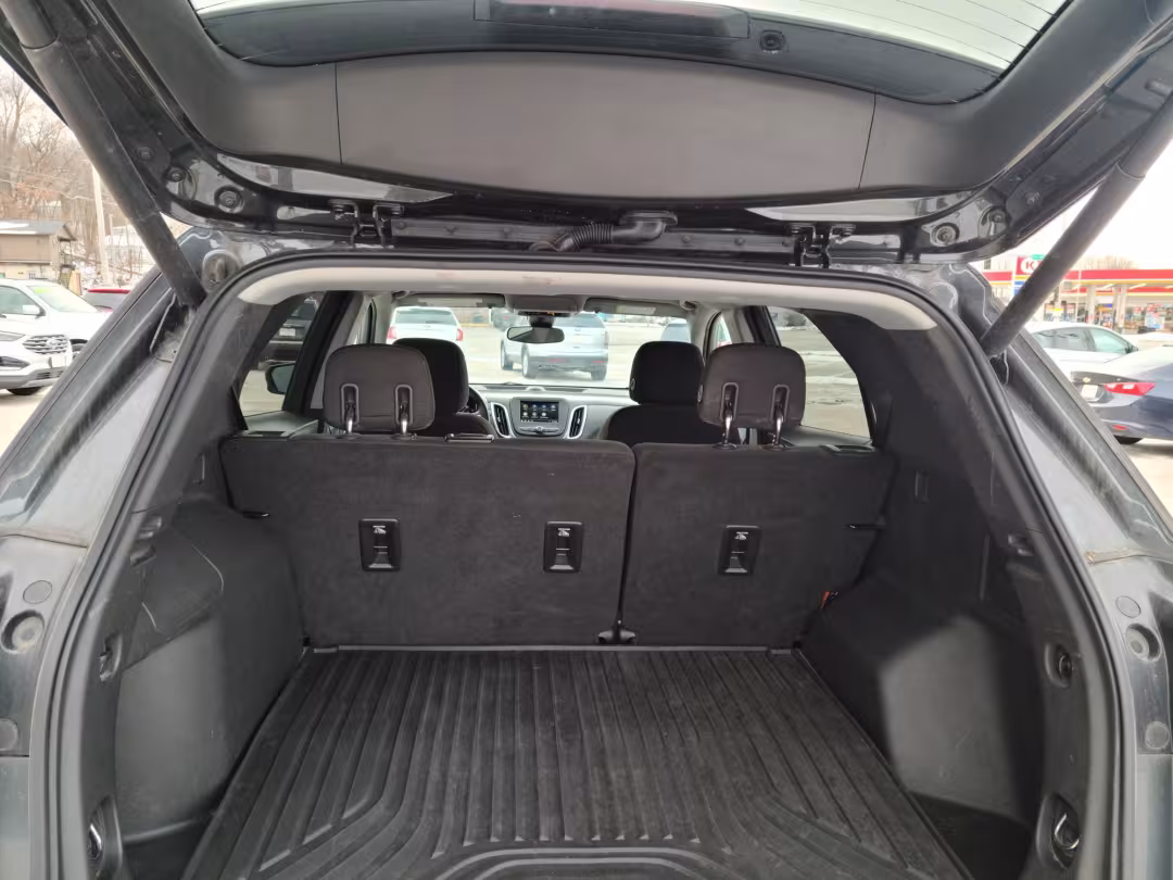 2019 Chevrolet Equinox - 3GNAXJEV3KS610293 - Image #1