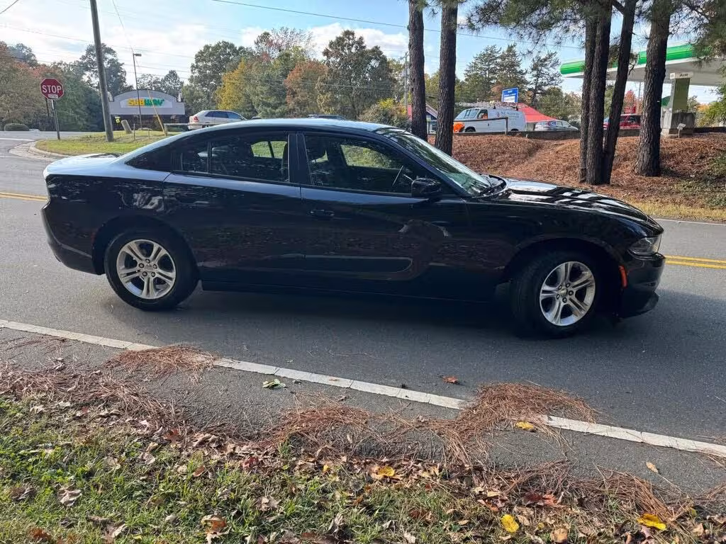 2019 Dodge Charger - 2C3CDXBG4KH680699 - Image #3
