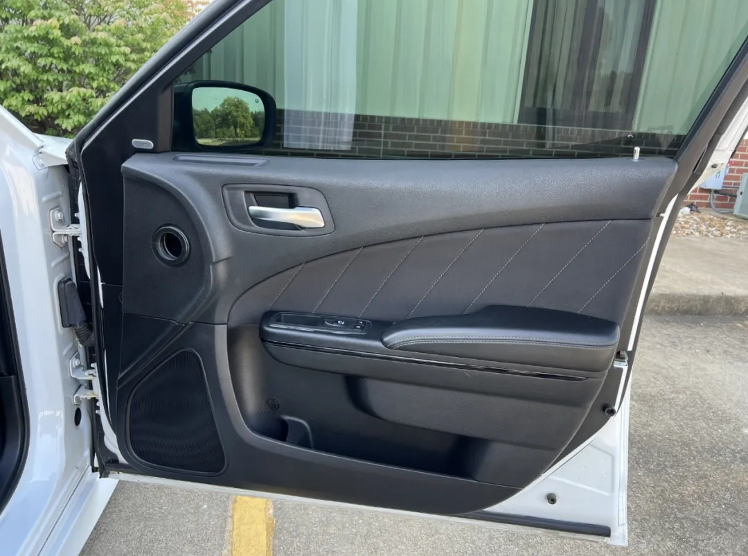 2019 Dodge Charger - 2C3CDXCT6KH666198 - Image #17