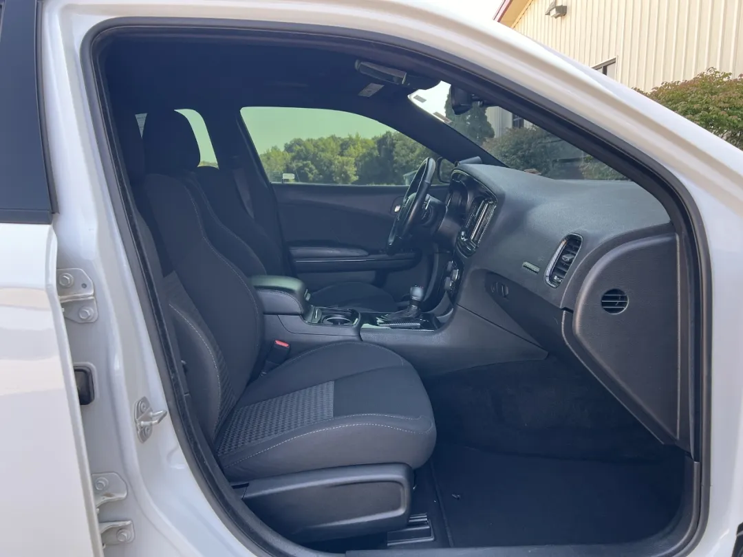 2019 Dodge Charger - 2C3CDXCT6KH666198 - Image #18