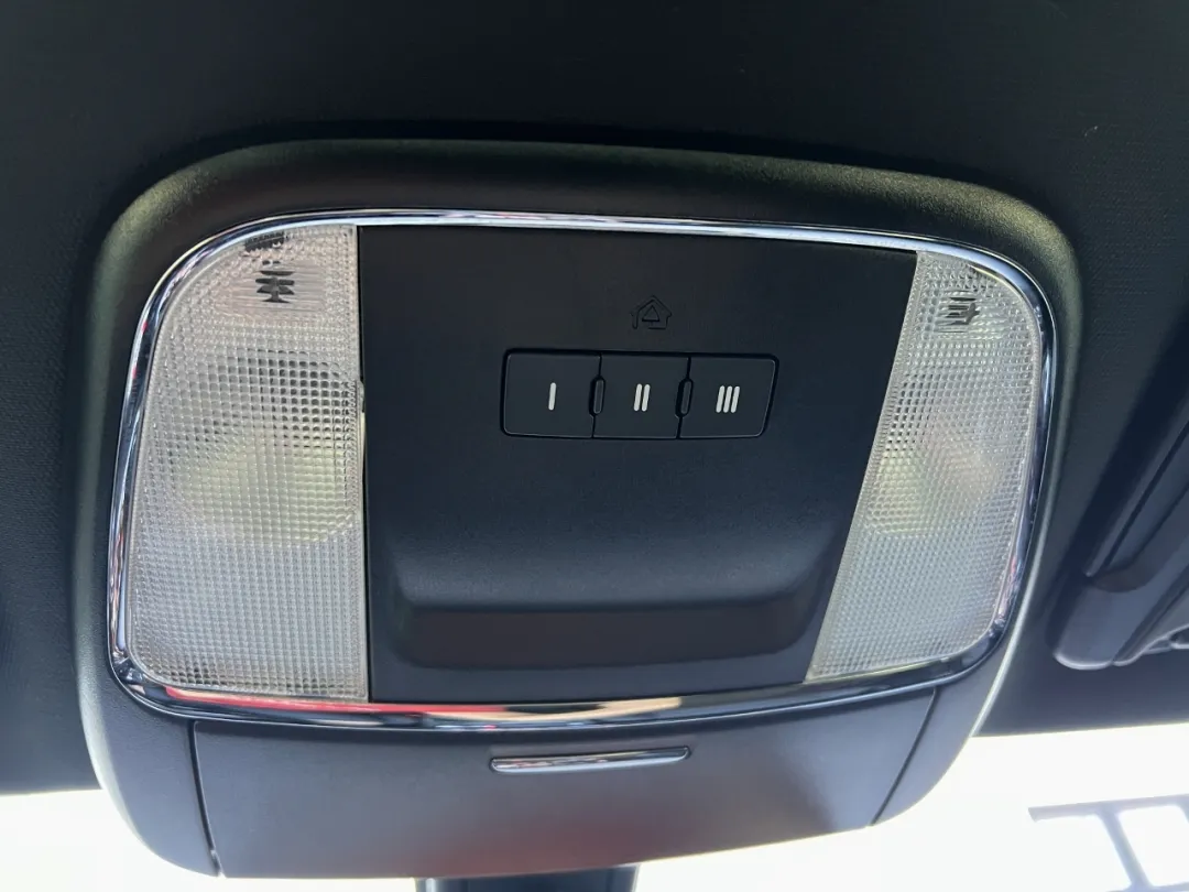 2019 Dodge Charger - 2C3CDXCT6KH666198 - Image #30