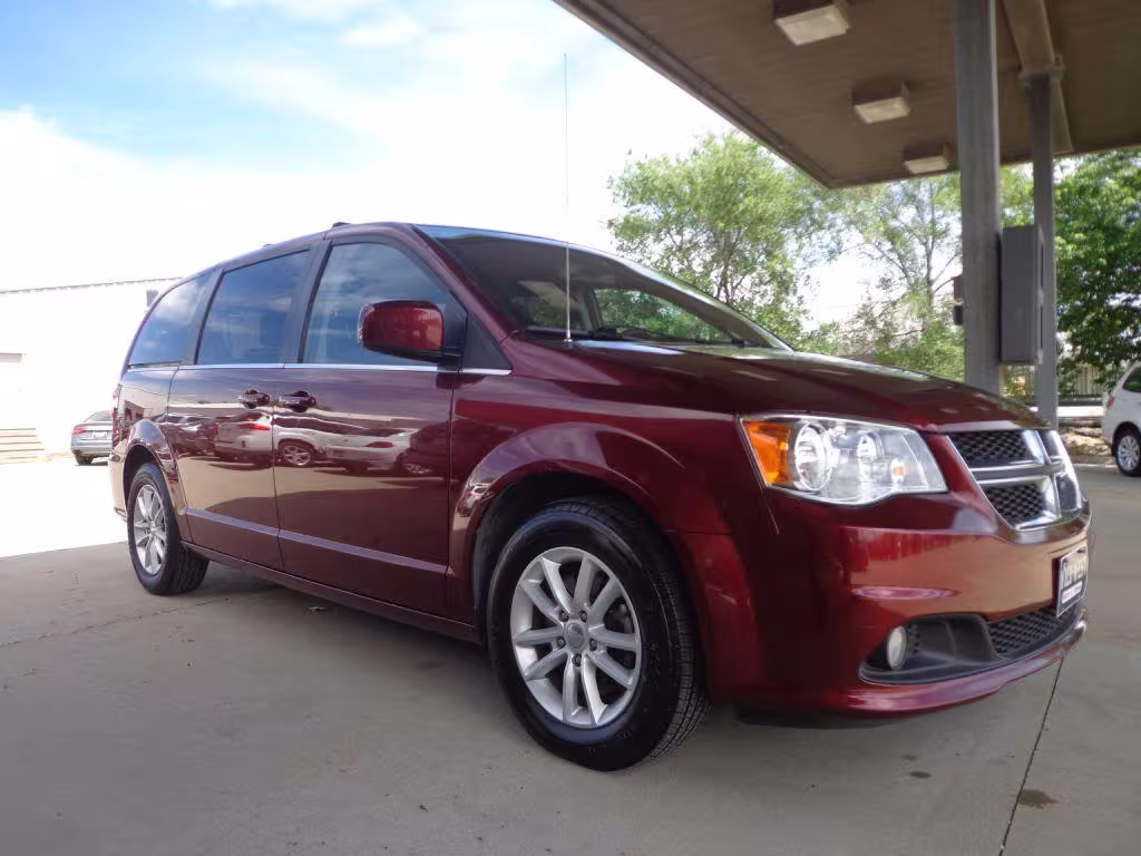 2019 Dodge Grand Caravan - 2C4RDGCG7KR717016 - Image #3