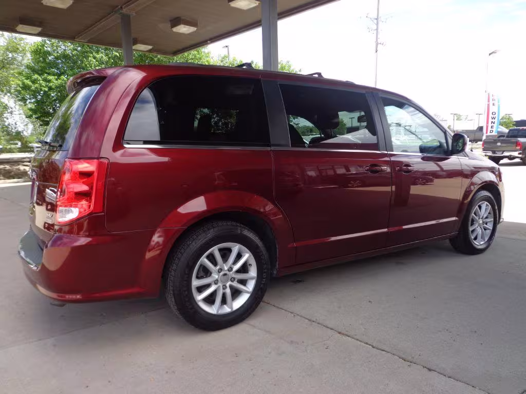 2019 Dodge Grand Caravan - 2C4RDGCG7KR717016 - Image #4
