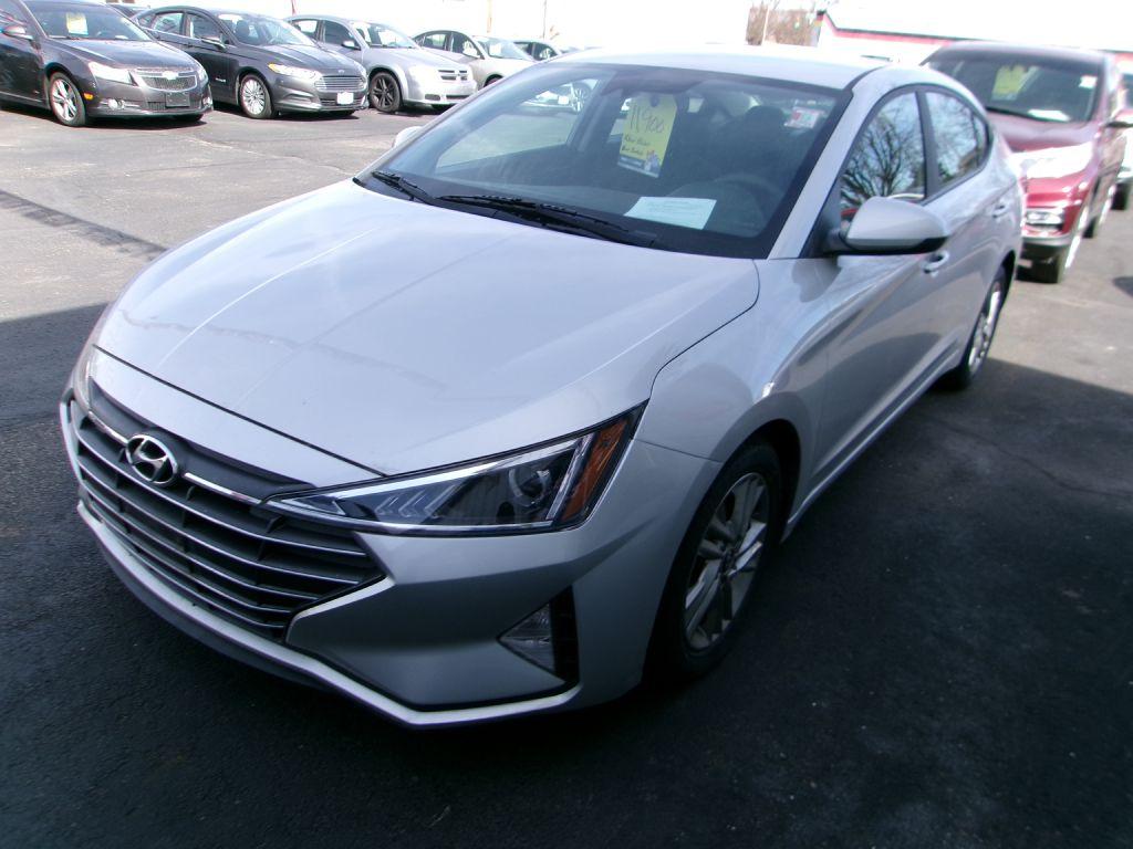 2019 Hyundai Elantra - 5NPD84LF6KH423348 - Image #3