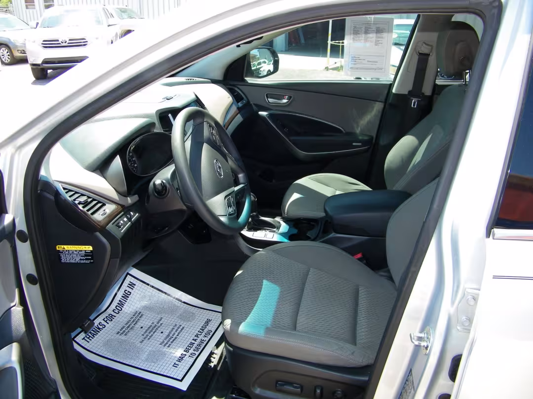2019 Hyundai Santa Fe XL - KM8SM4HF2KU302801 - Image #16