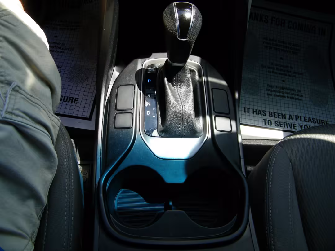 2019 Hyundai Santa Fe XL - KM8SM4HF2KU302801 - Image #19