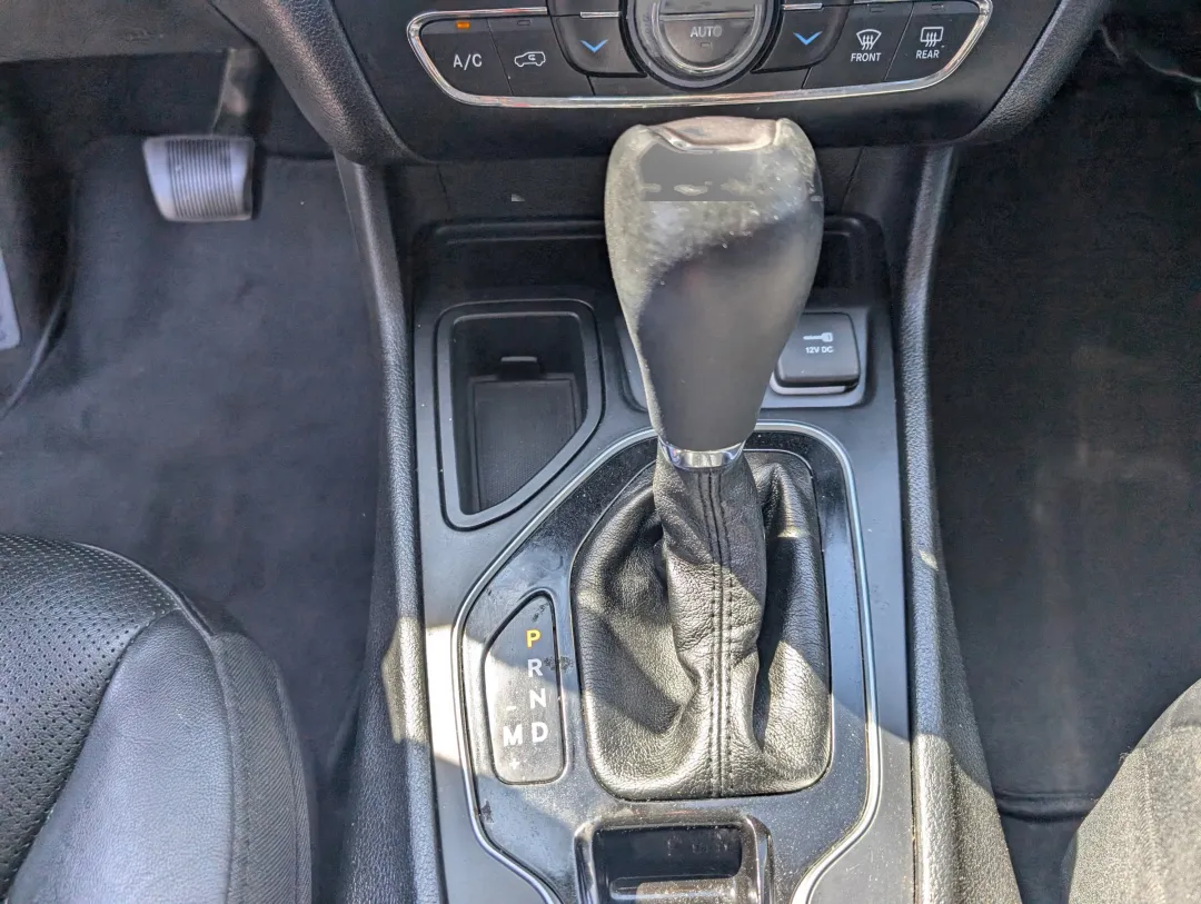 2019 Jeep Cherokee - 1C4PJLDB2KD428219 - Image #15