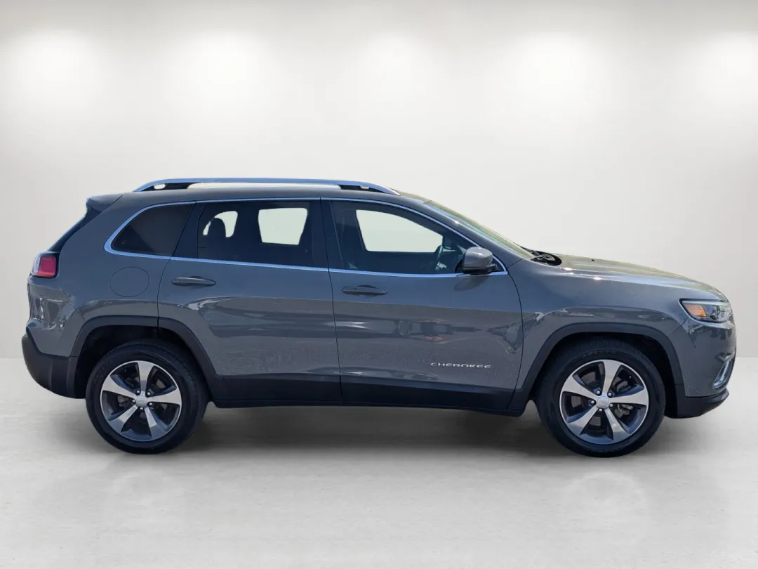 2019 Jeep Cherokee - 1C4PJLDB2KD428219 - Image #5