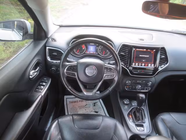 2019 Jeep Cherokee - 1C4PJMDX0KD282534 - Image #9