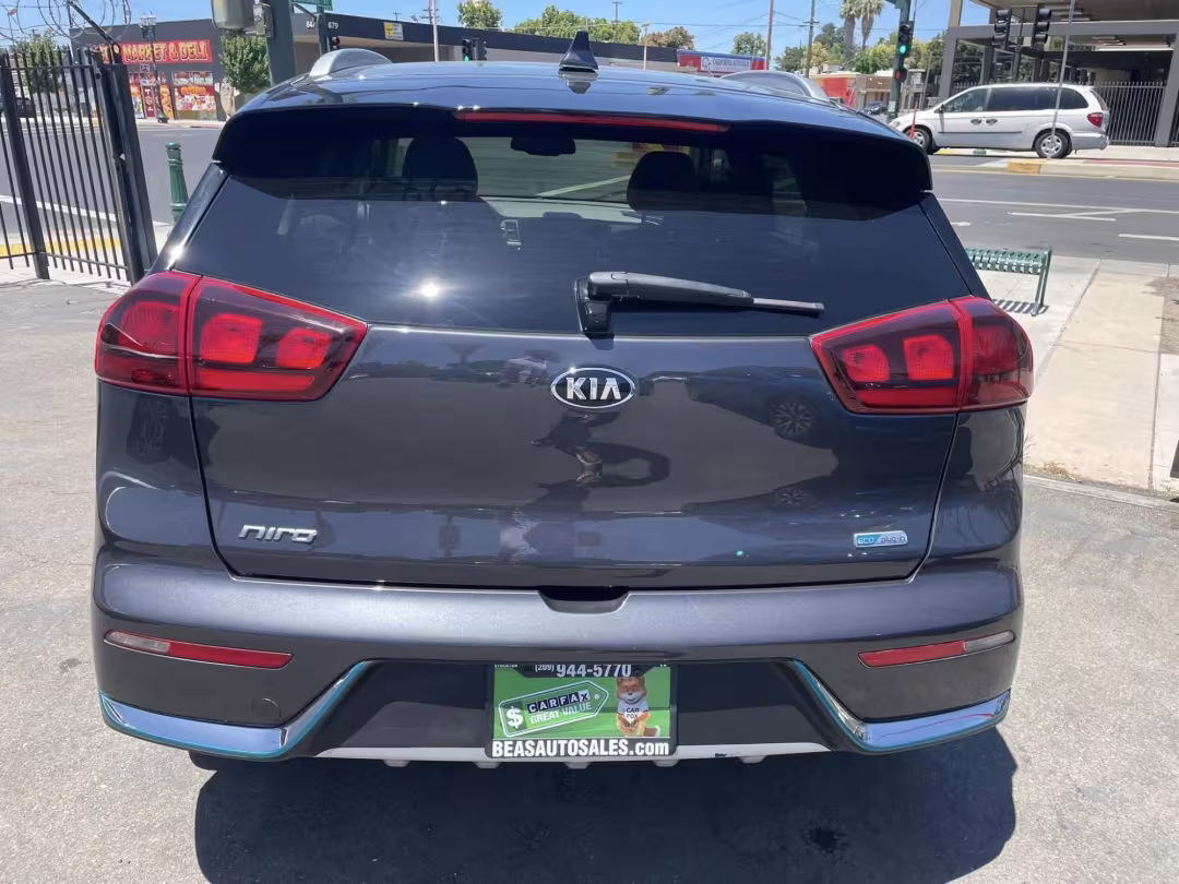 2019 Kia Niro Plug In Hybrid - KNDCM3LD5K5295944 - Image #11