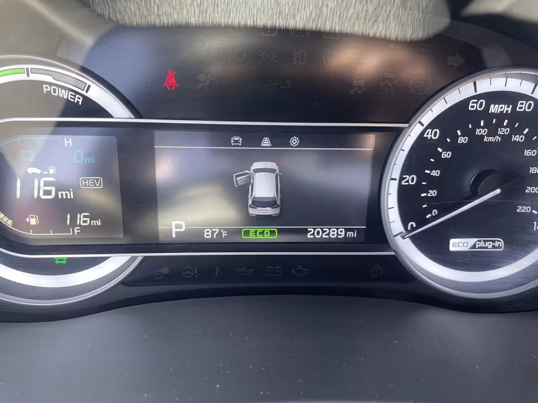 2019 Kia Niro Plug In Hybrid - KNDCM3LD5K5295944 - Image #9
