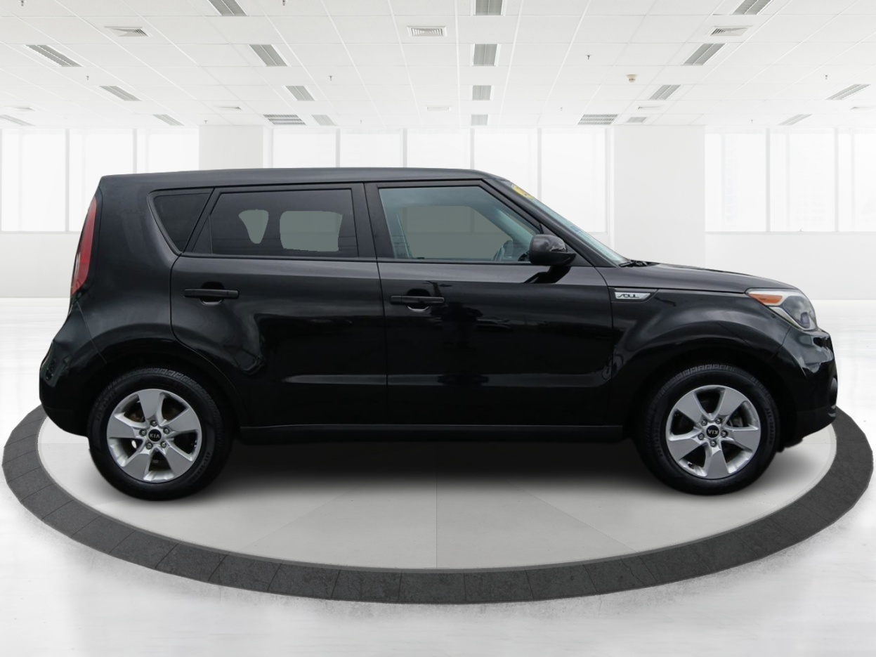 2019 Kia Soul - KNDJN2A26K7910649 - Image #2