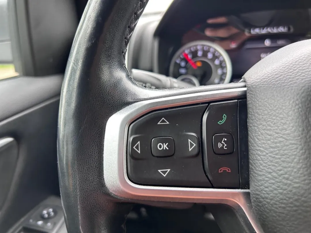 2019 Ram 1500 - 1C6SRFMT6KN555893 - Image #11