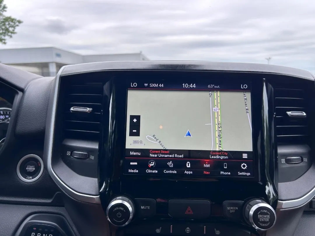 2019 Ram 1500 - 1C6SRFMT6KN555893 - Image #13