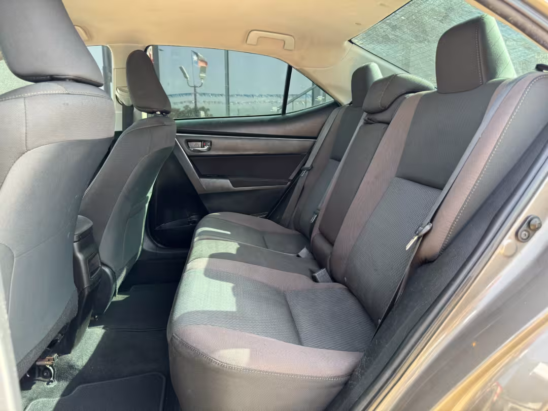 2019 Toyota Corolla - 5YFBURHE5KP943446 - Image #11