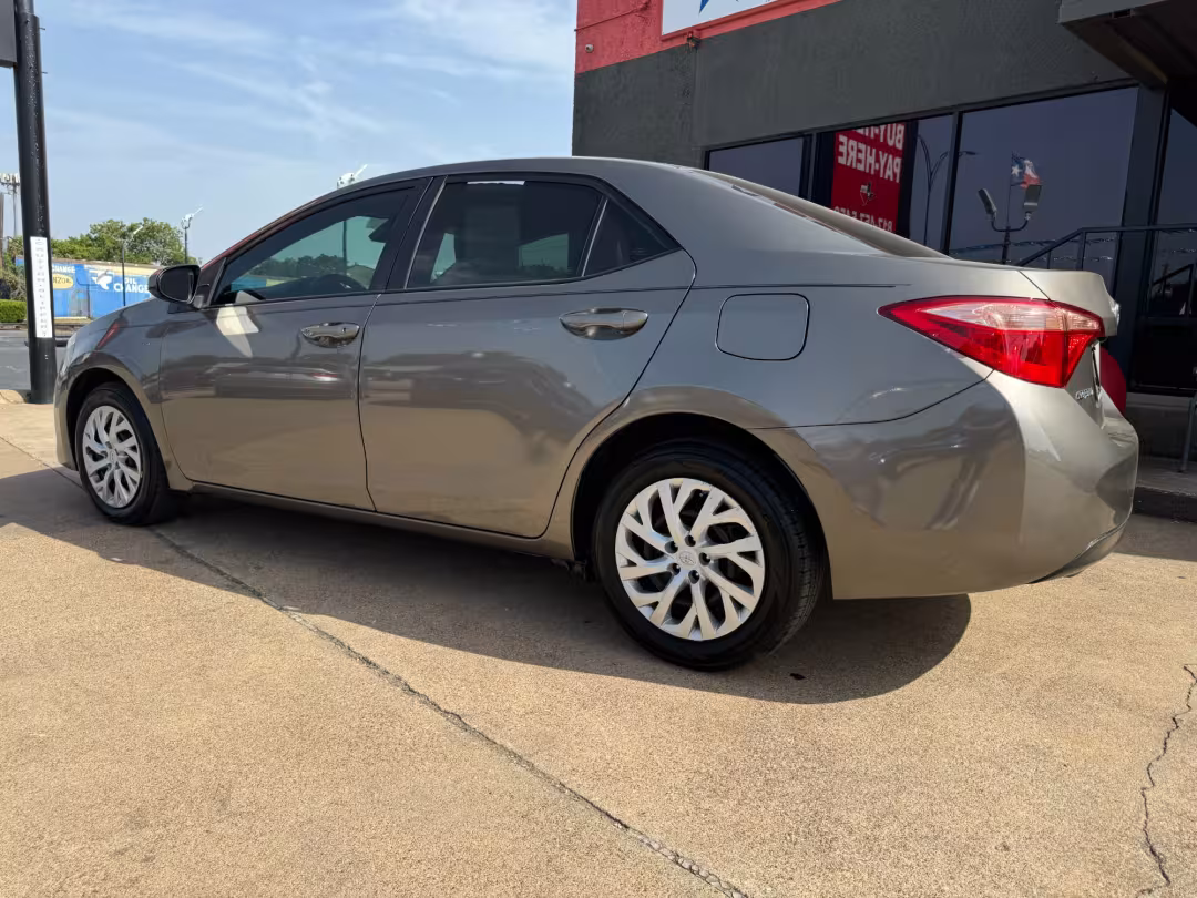 2019 Toyota Corolla - 5YFBURHE5KP943446 - Image #6