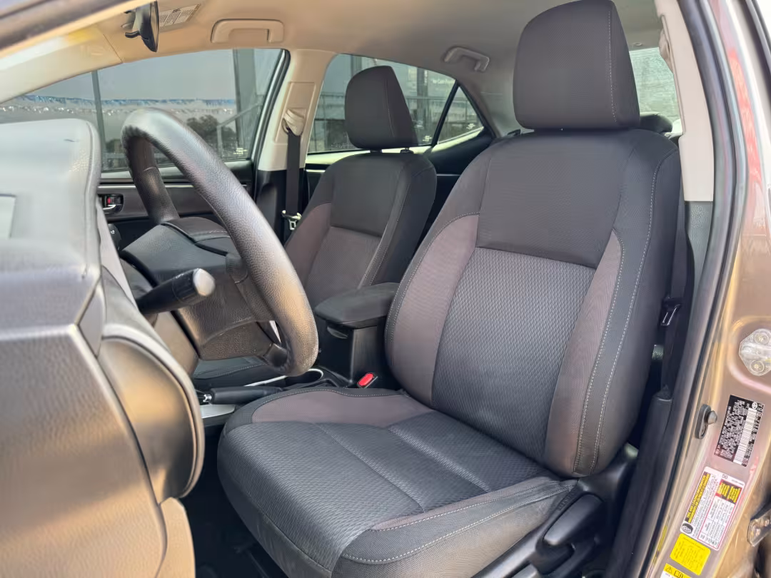 2019 Toyota Corolla - 5YFBURHE5KP943446 - Image #9