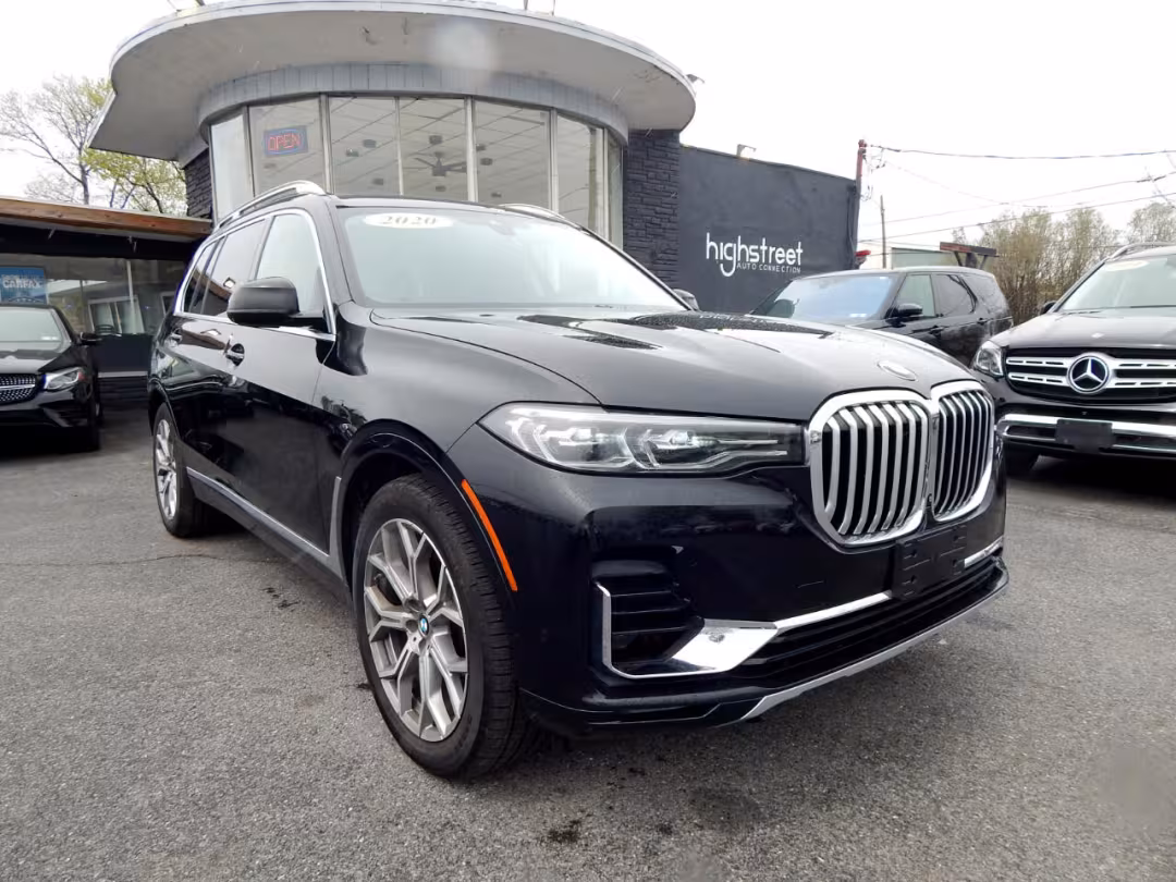 2020 BMW X7 - 5UXCW2C07L9A02493 - Image #2