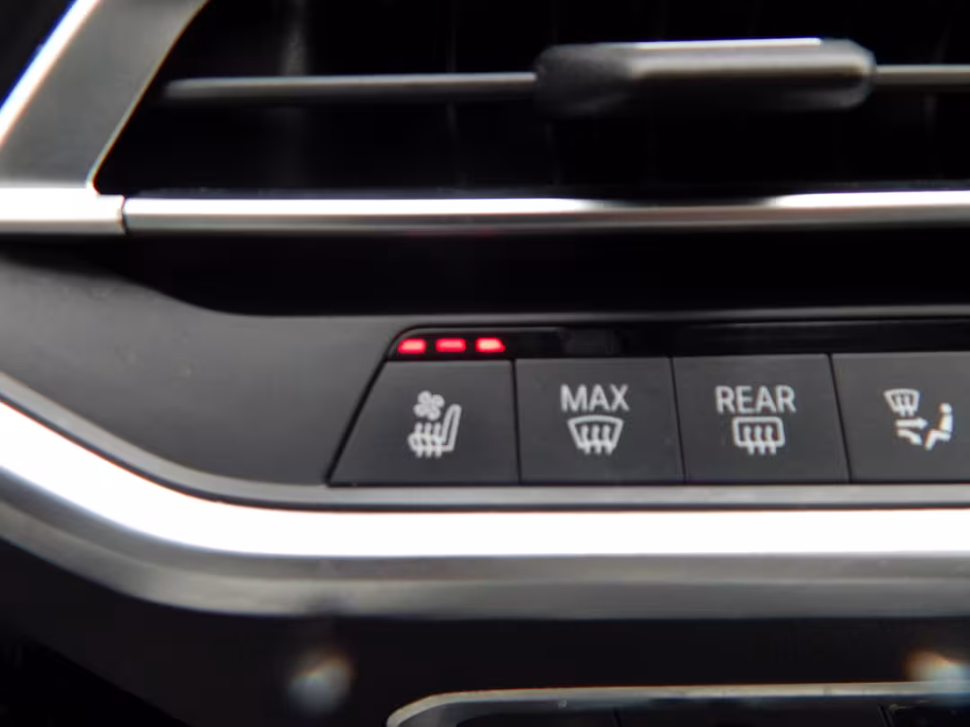2020 BMW X7 - 5UXCW2C07L9A02493 - Image #27