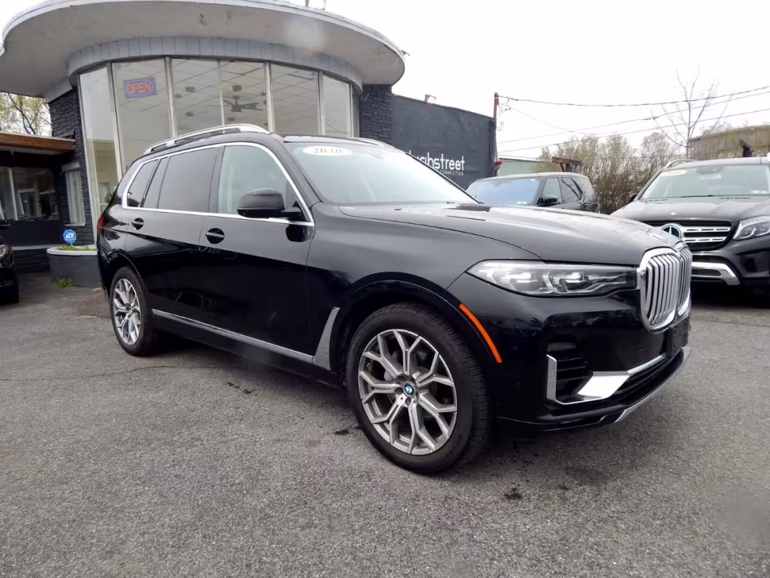 2020 BMW X7 - 5UXCW2C07L9A02493 - Image #3