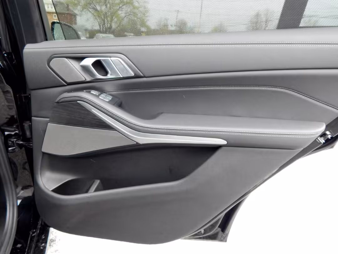 2020 BMW X7 - 5UXCW2C07L9A02493 - Image #39
