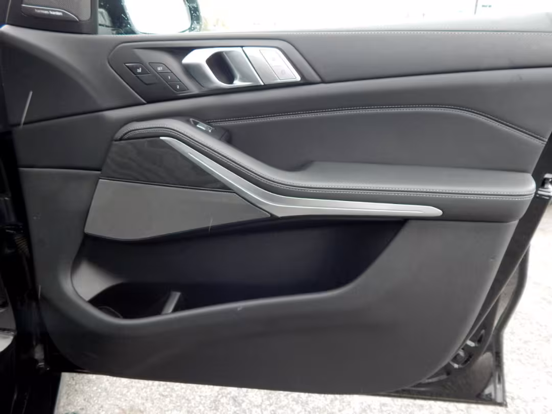 2020 BMW X7 - 5UXCW2C07L9A02493 - Image #44