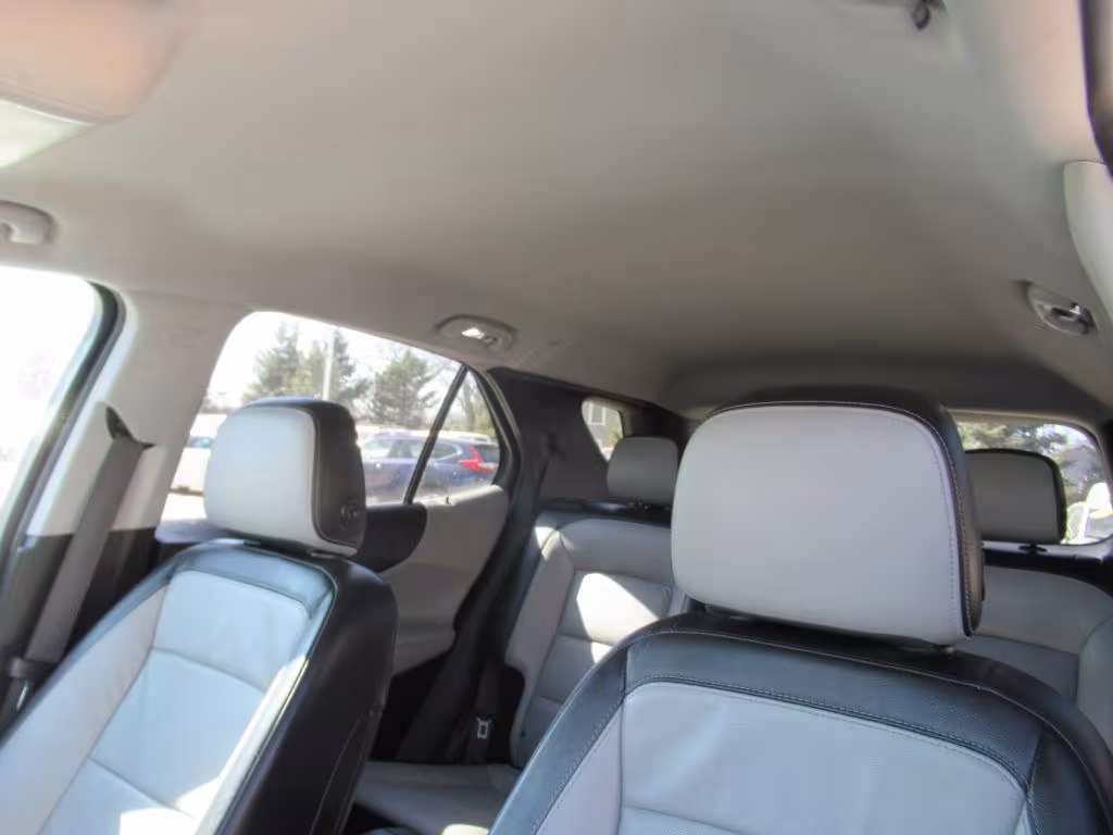 2020 Chevrolet Equinox - 2GNAXXEV5L6138875 - Image #17