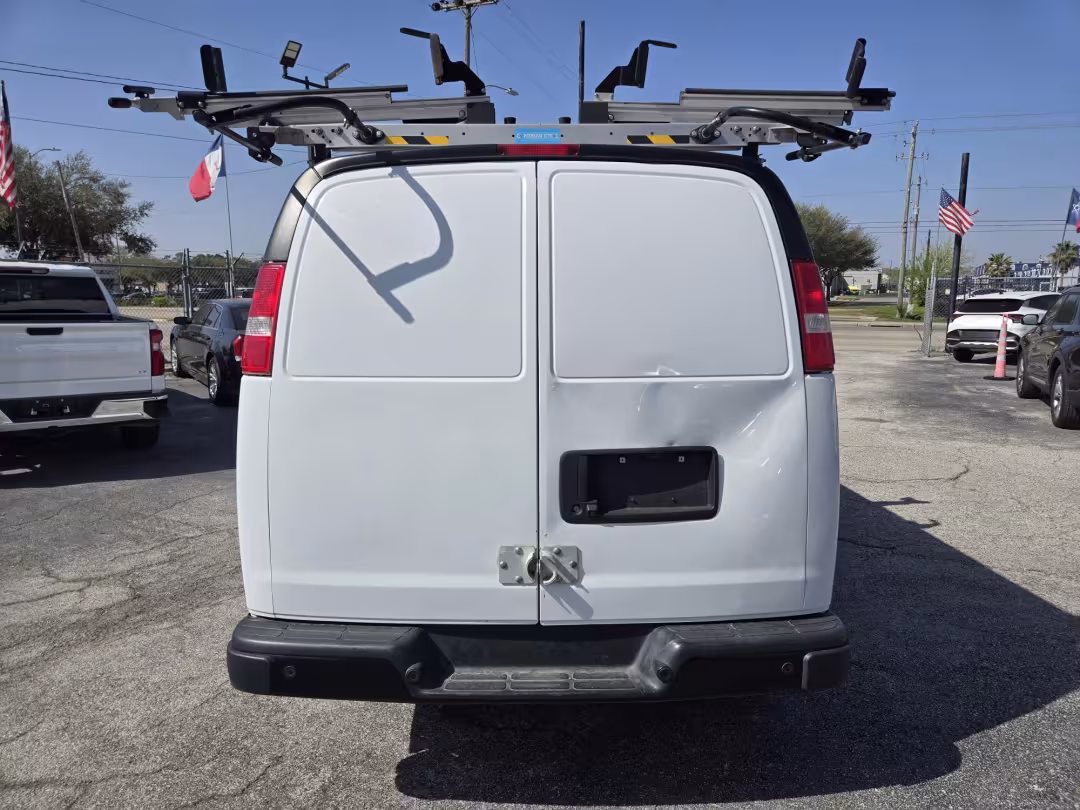 2020 Chevrolet Express - 1GCWGAFP7L1178664 - Image #3