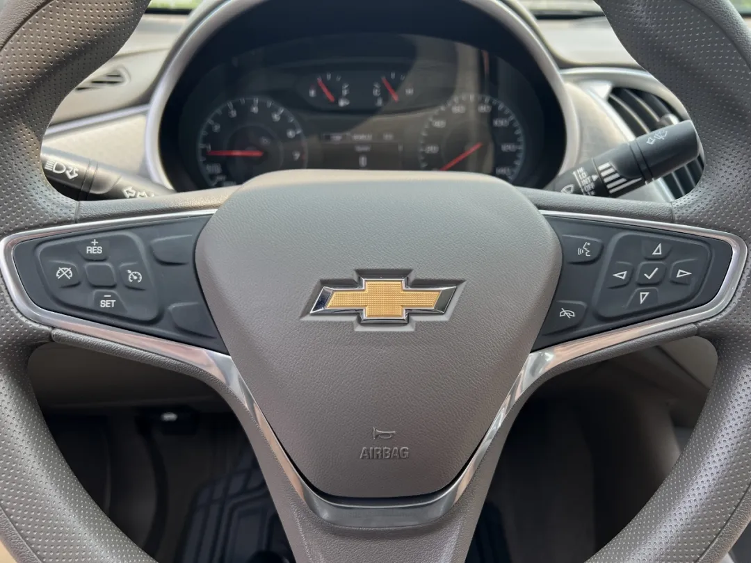 2020 Chevrolet Malibu - 1G1ZC5ST6LF000954 - Image #20