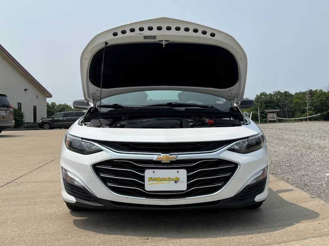 2020 Chevrolet Malibu - 1G1ZC5ST6LF000954 - Image #33