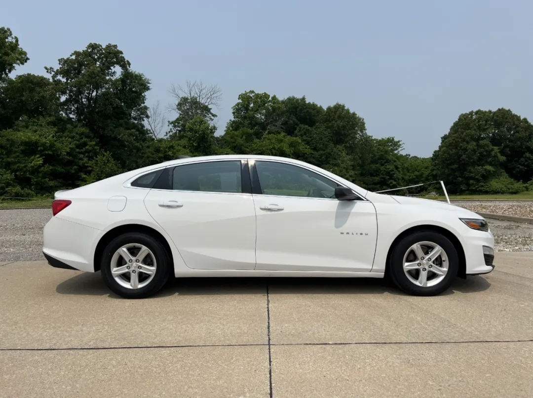 2020 Chevrolet Malibu - 1G1ZC5ST6LF000954 - Image #6