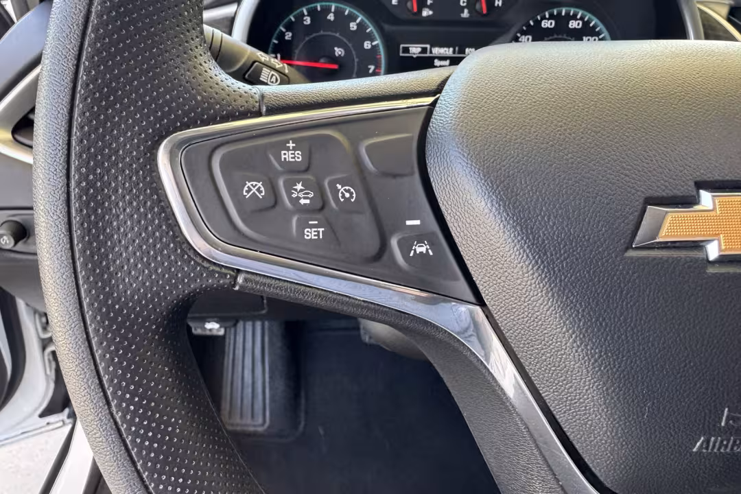 2020 Chevrolet Malibu - 1G1ZC5STXLF132485 - Image #8