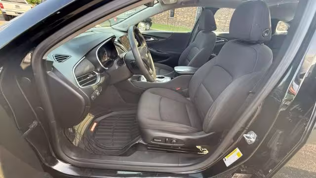 2020 Chevrolet Malibu - 1G1ZD5ST5LF087906 - Image #15