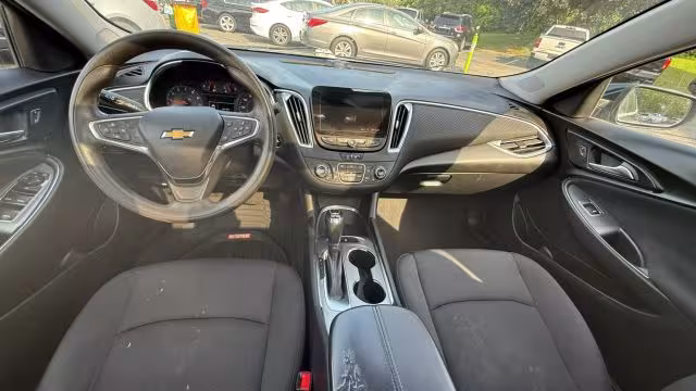 2020 Chevrolet Malibu - 1G1ZD5ST5LF087906 - Image #24
