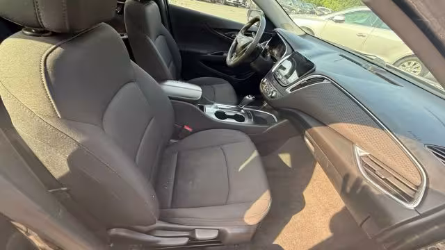 2020 Chevrolet Malibu - 1G1ZD5ST5LF087906 - Image #35