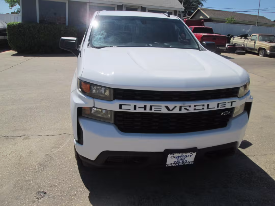 2020 Chevrolet Silverado 1500 - 3GCPWBEK1LG209041 - Image #1