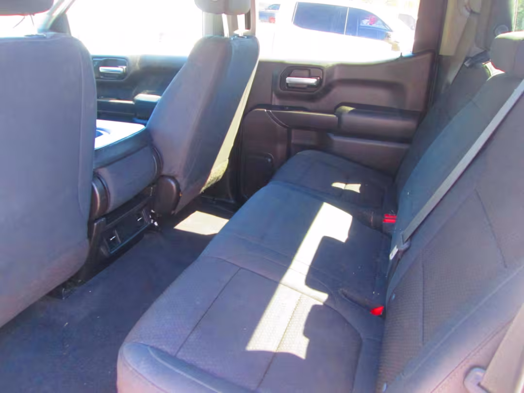 2020 Chevrolet Silverado 1500 - 3GCPWBEK1LG209041 - Image #10