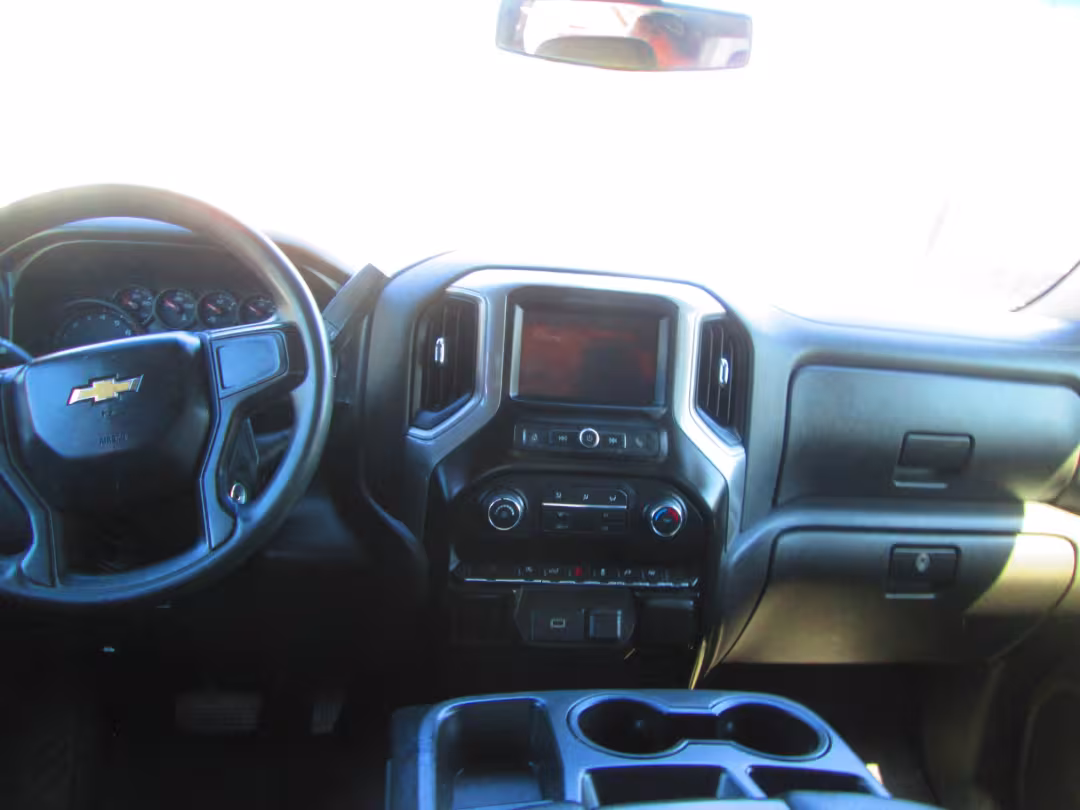2020 Chevrolet Silverado 1500 - 3GCPWBEK1LG209041 - Image #8
