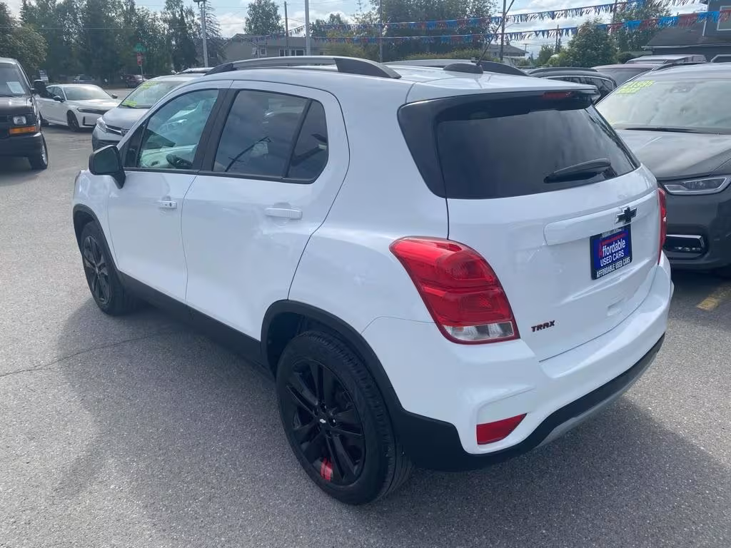 2020 Chevrolet Trax - KL7CJPSB4LB317027 - Image #3