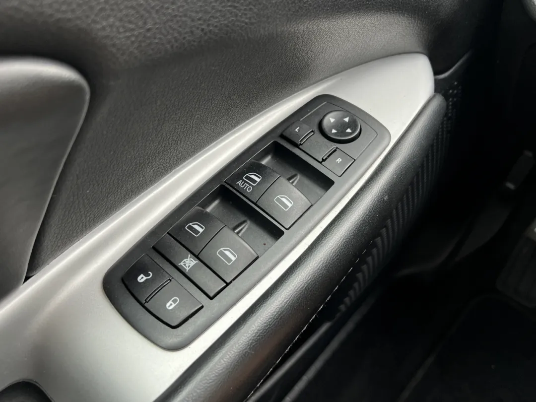 2020 Dodge Journey - 3C4PDCAB5LT266402 - Image #30