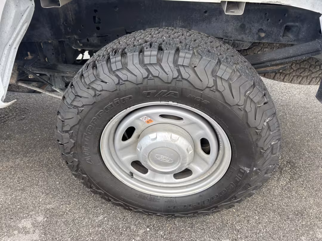 2020 Ford F-250 SD - 1FT7W2B64LEE46783 - Image #10