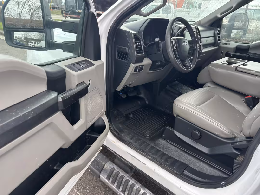 2020 Ford F-250 SD - 1FT7W2B64LEE46783 - Image #11